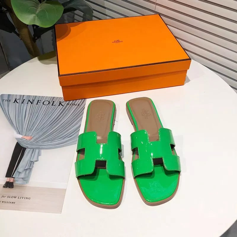 Affordable Hermes Oran Slides Women Nappa Leather In Green 0117