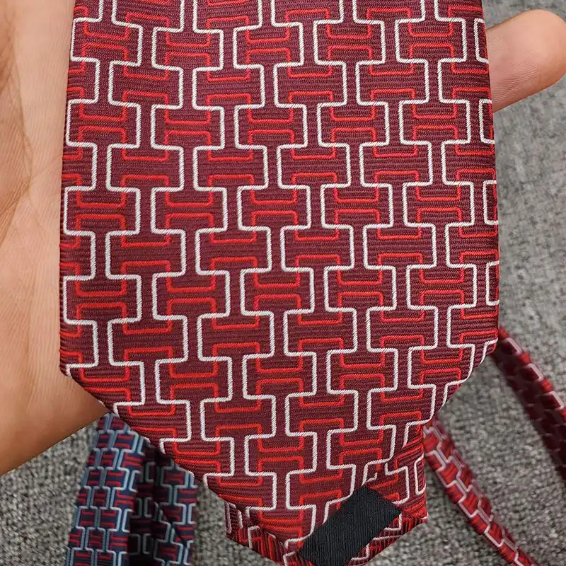 Hermes Tie 7 Amazing Tie In Red 0127