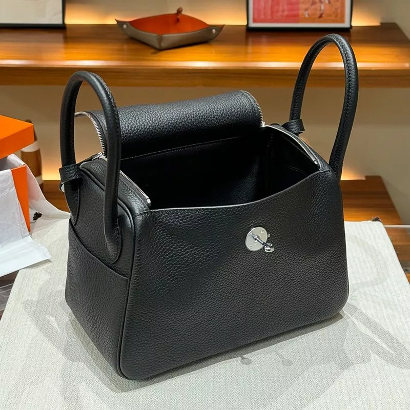 Affordable Hermes Lindy Bag Clemence Leather Palladium Hardware In Black 0112