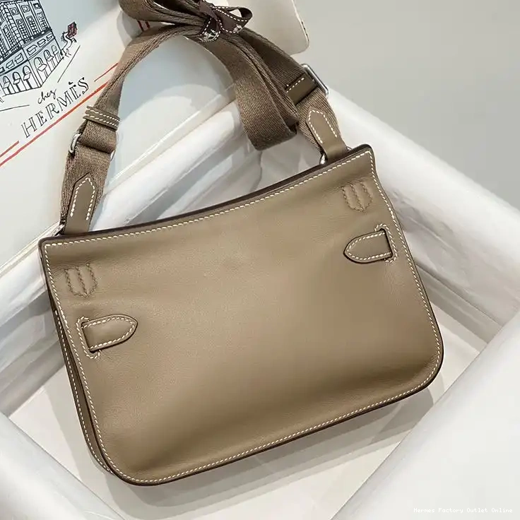 Affordable Mini Palladium Khaki Leather Hermes Jypsiere Hardware Clemence Bag In 0210