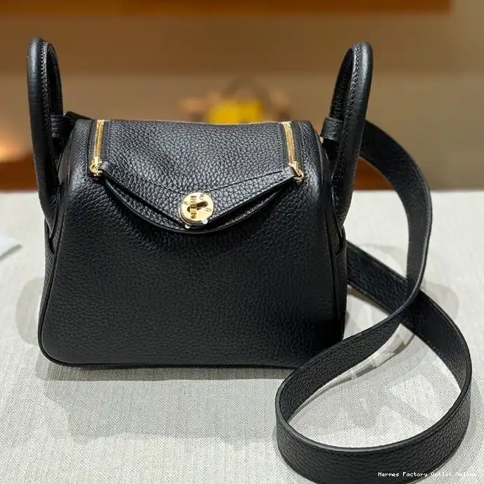 Affordable Hardware Mini Hermes Leather Black Gold In Bag Lindy Togo 0210