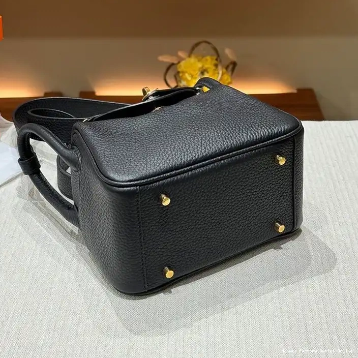 Affordable Hardware Mini Hermes Leather Black Gold In Bag Lindy Togo 0210