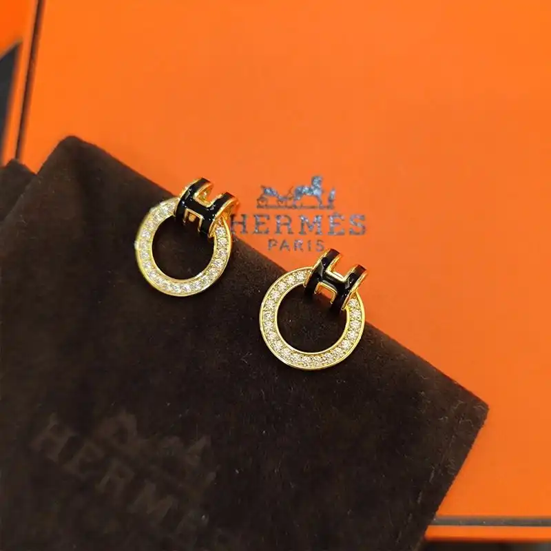 Cheap Hermes Enamel H Round Earrings With Crystal 0205